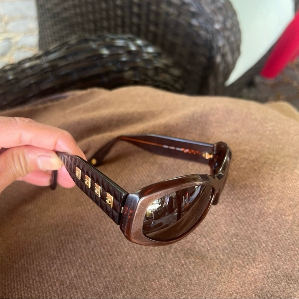 Auth Classic CHANEL Brown Sunglasses Pre-Own - Picture 5 of 10